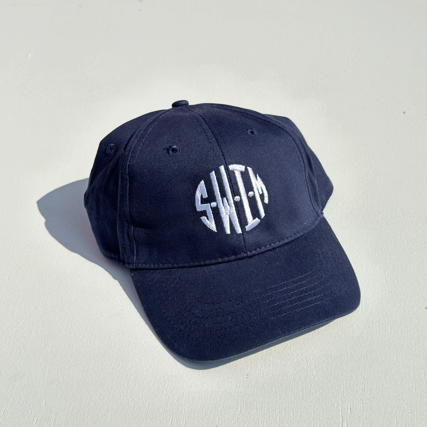 6. LOGO HAT
